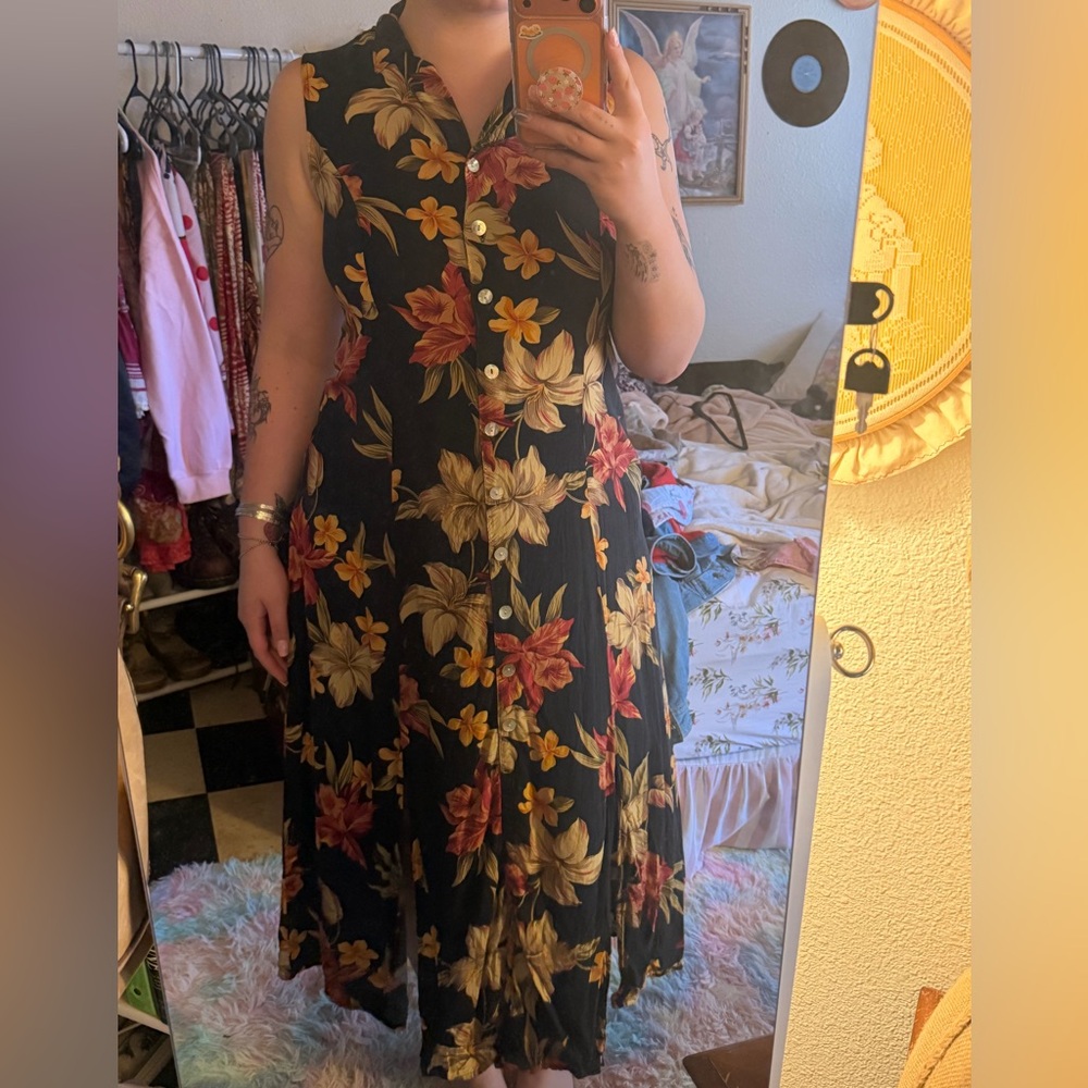 Floral Sleeveless Maxi Dress